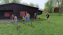 Dubnová schůzka