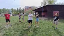 Dubnová schůzka